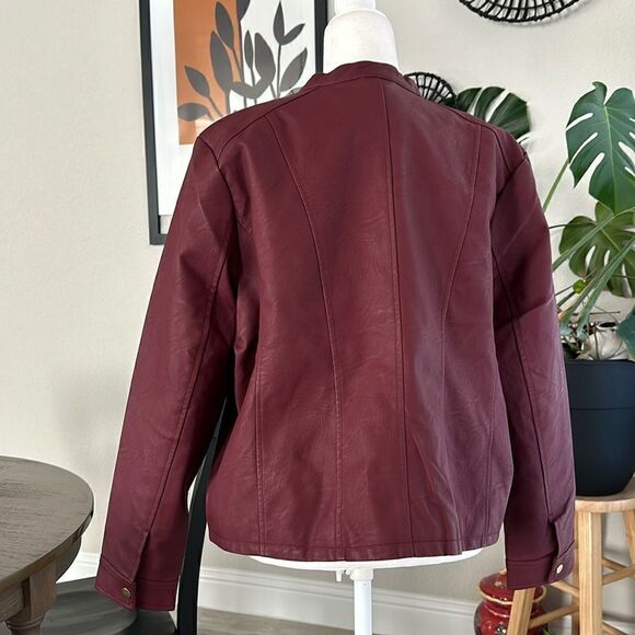 NWT Baccini Faux Leather Motorcycle Jacket Burgundy Wine XL Chic Lightweight - Picture 4 of 8